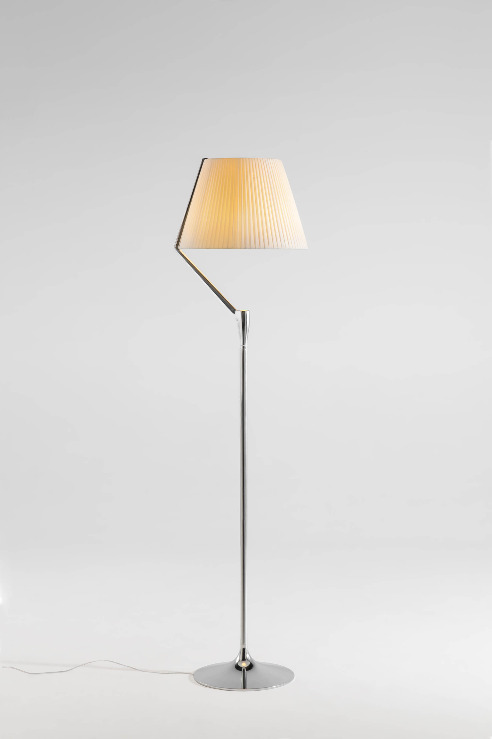 ANGELO STONE (KARTELL)