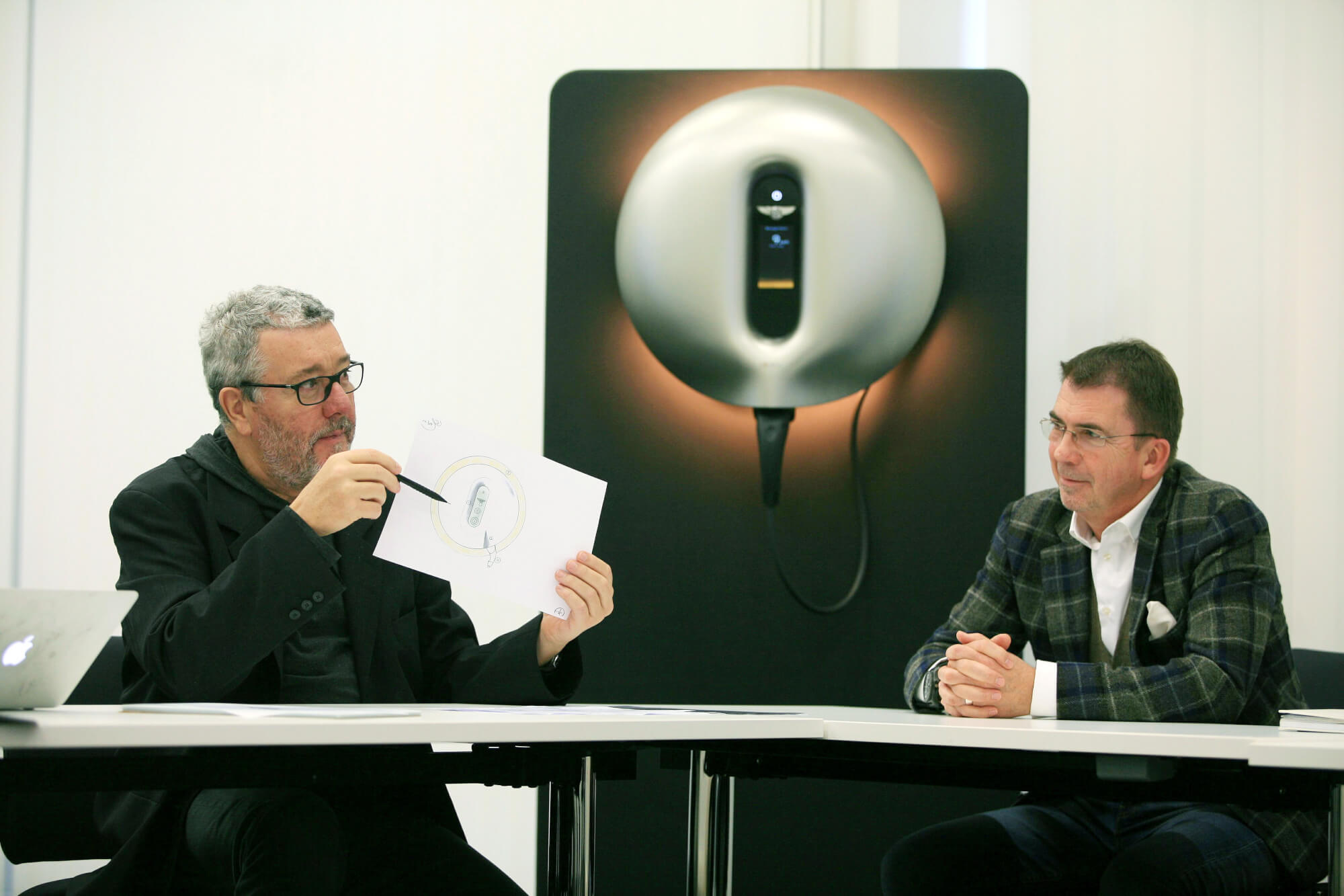 BENTLEY x STARCK, UNE COLLABORATION NÉE DE L’INTELLIGENCE TECHNOLOGIQUE - 